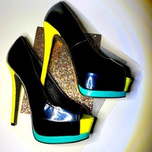 Charlotte Rousse Platform Heels 👠 6&1/2"